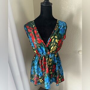 Floral V-Neck Sleeveless Top